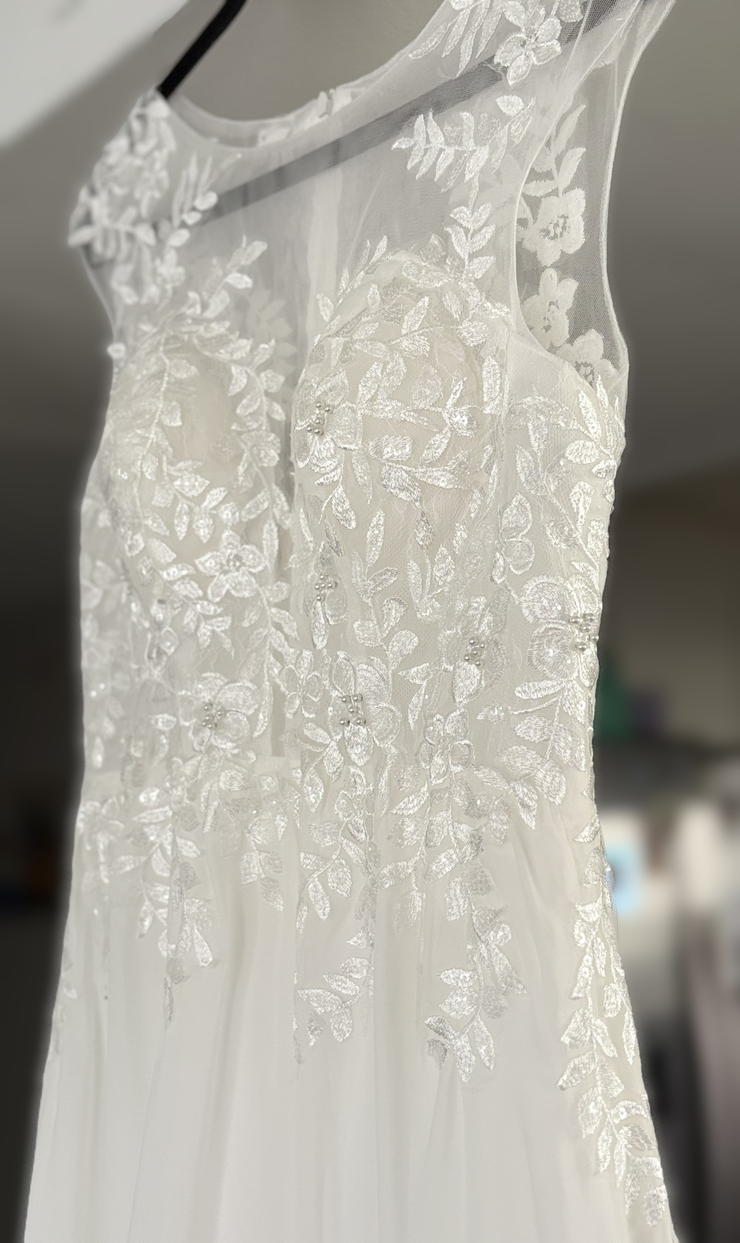 Romantic Illusion Lace & Chiffon Wedding Dress with Thigh Slit (Size S/4/6) - Attire rental - in San Diego, CA 