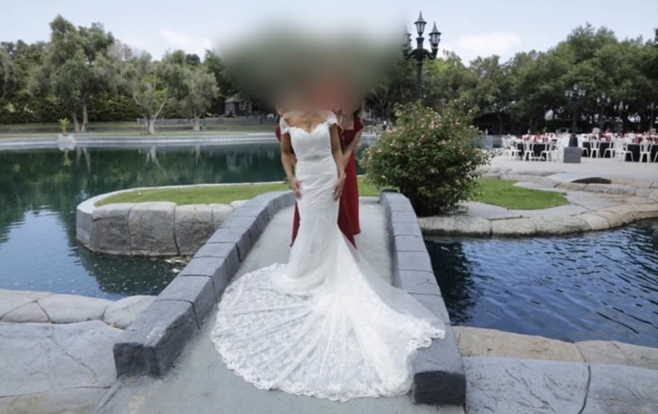 ✨ Custom-Made Wedding Dress – Elegant, Comfortable & Unique ✨👰‍♀️💒💍 Optional: Matching long-train veil available - Attire rental - in San Diego 