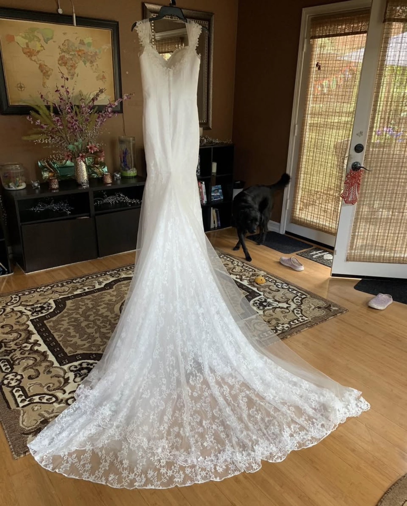 ✨ Custom-Made Wedding Dress – Elegant, Comfortable & Unique ✨👰‍♀️💒💍 Optional: Matching long-train veil available - Attire rental - in San Diego 